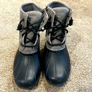 Sperry Saltwater Duck Boot in Grey/Black